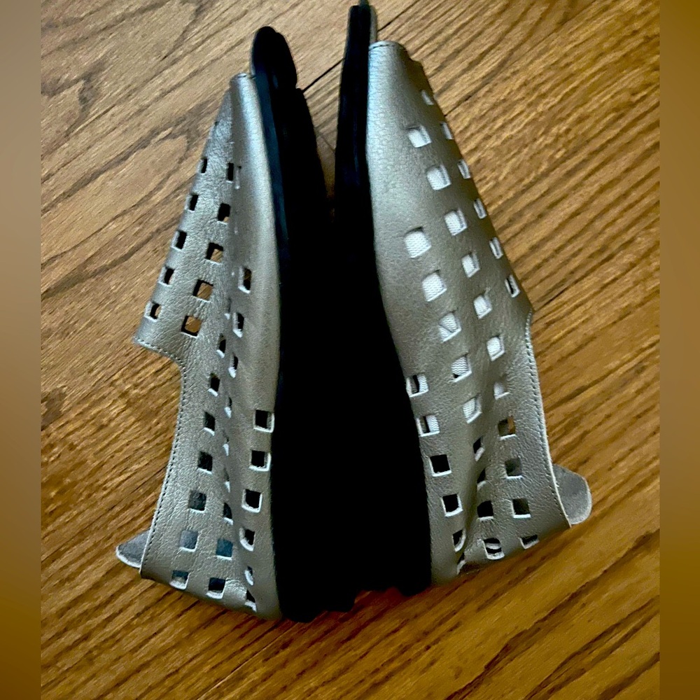 Arche sandals. Never worn. new without tags